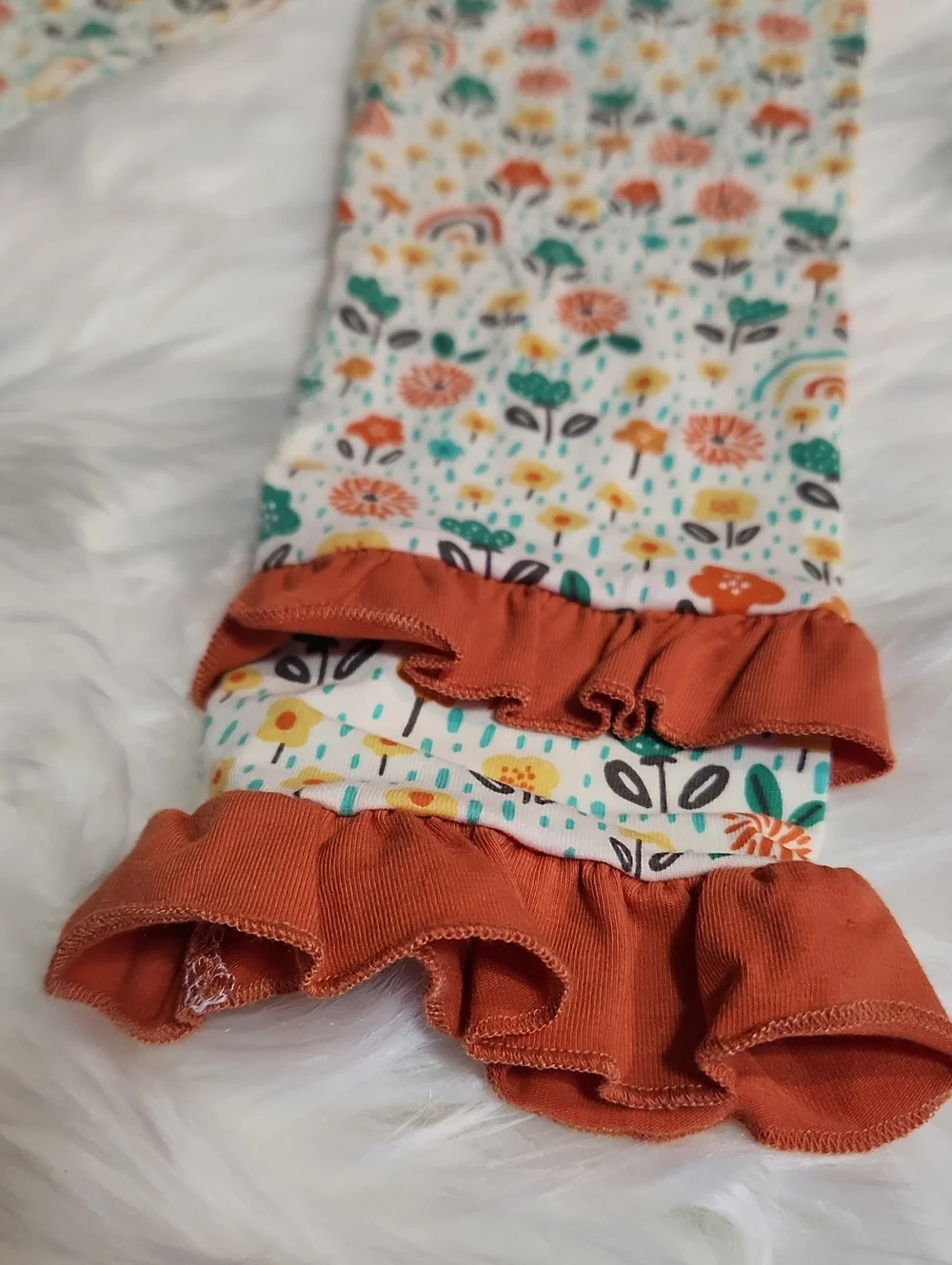 Rare Editions Rust Giraffe Ruffle Top & Printed Leggings - Girls Size: 6